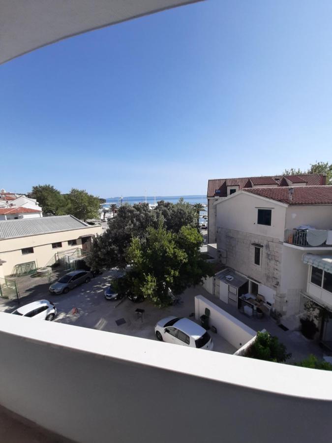 Rooms N&M Baška Voda Exteriör bild